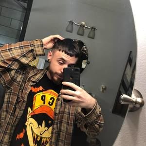 Meet your Posher, Elijah